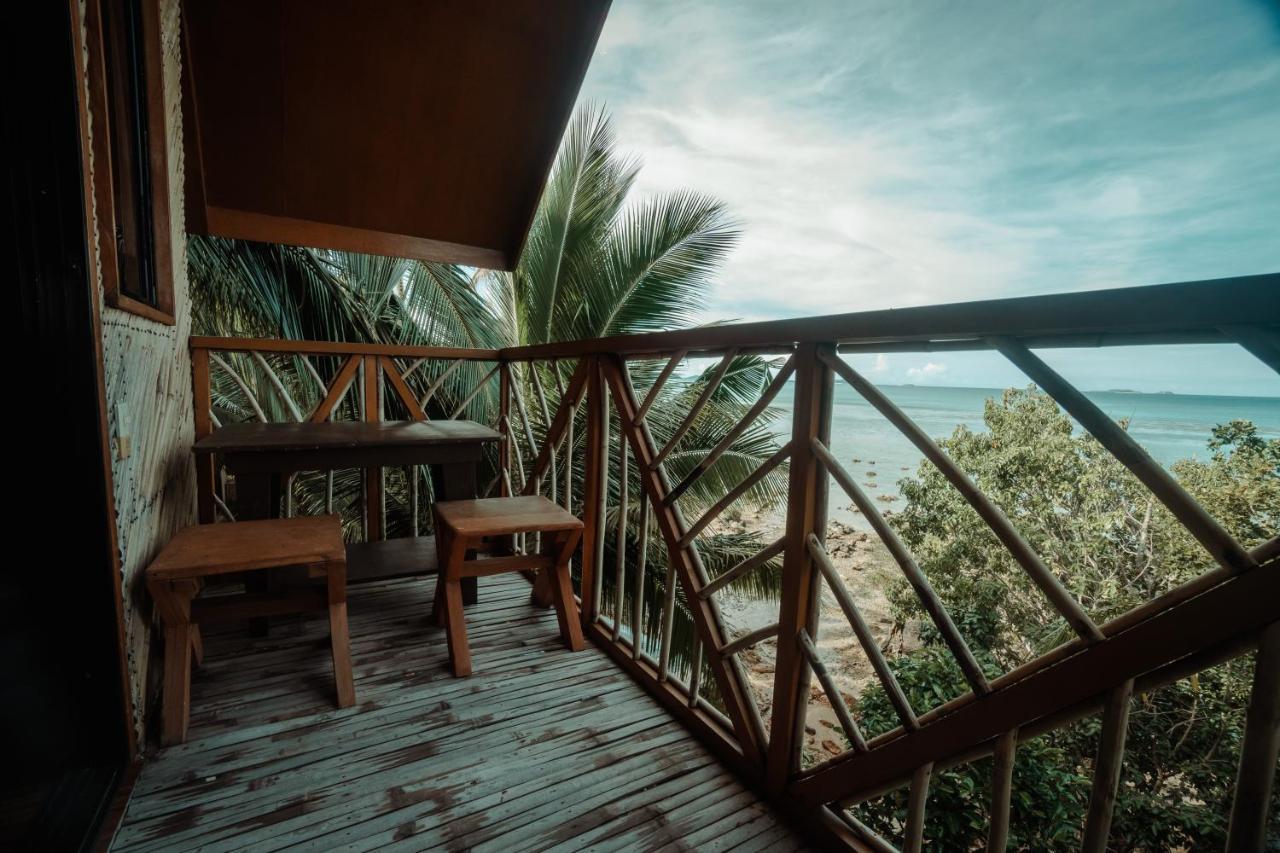 Cocovana Beach Resort (Adults Only) Busuanga Bagian luar foto