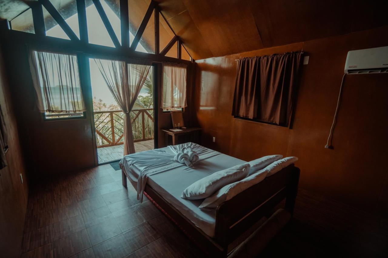 Cocovana Beach Resort (Adults Only) Busuanga Bagian luar foto