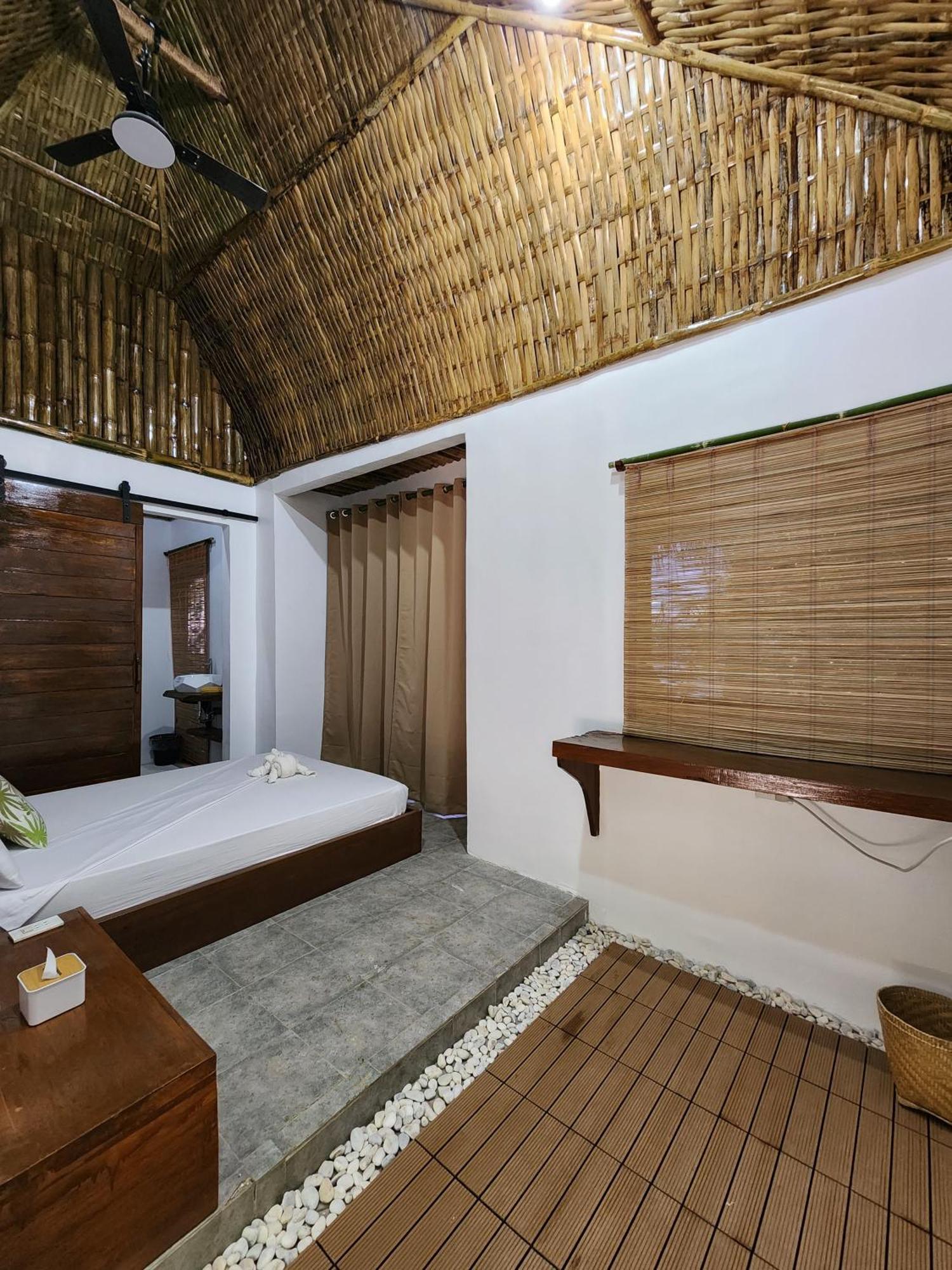 Cocovana Beach Resort (Adults Only) Busuanga Bagian luar foto